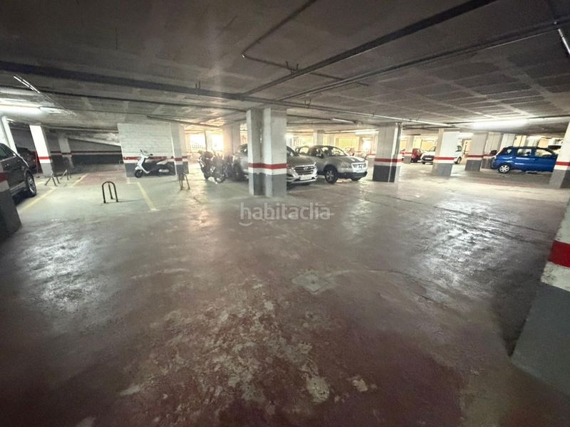 Foto e6b77b14-a36f-40f7-ba2a-9a947a6f5b29. Aparcament cotxe a Centre Sant Andreu de Llavaneres