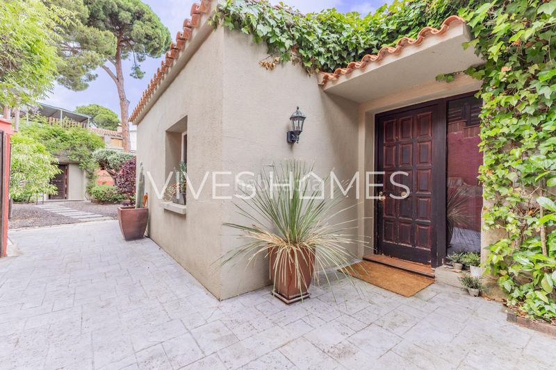 Foto 5fe5f887-116b-43d9-ad07-c96c2b5a0f1d. Casa amb calefacció aparcament piscina a Sant Cebrià de Vallalta