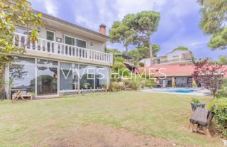 Casa  Canigo. Casachalet en venta en sant cebrià de vallalta