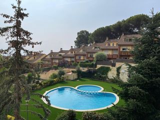 Rent Semi detached house  Sant andreu. Casachalet en alquiler en sant andreu de llavaneres