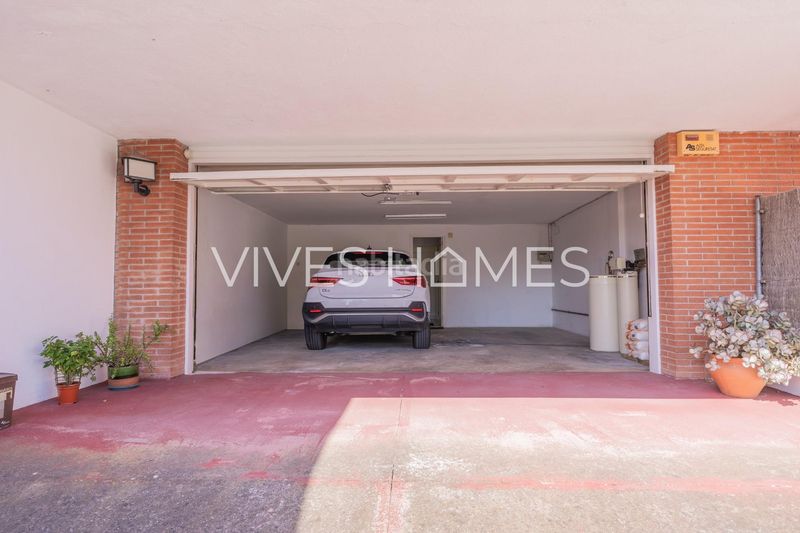 Foto 7127fda4-8ffb-4751-a503-d5e173271dd6. Casa aparellada amb calefacció aparcament piscina a Sant Andreu de Llavaneres