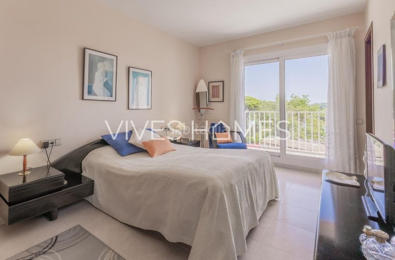 Foto f0f3acc4-4a68-45c7-8a49-e4941b2b36ef. Casa aparellada amb calefacció aparcament piscina a Sant Andreu de Llavaneres