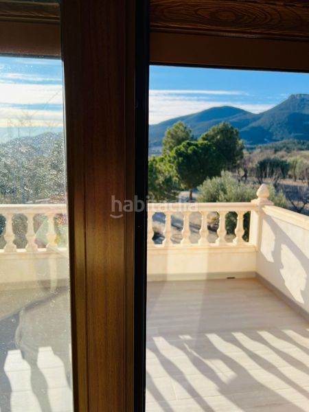 Foto 902bed71-ab88-4796-adee-0d7157170bec. Chalet in carrer cervantes 71 in Castalla