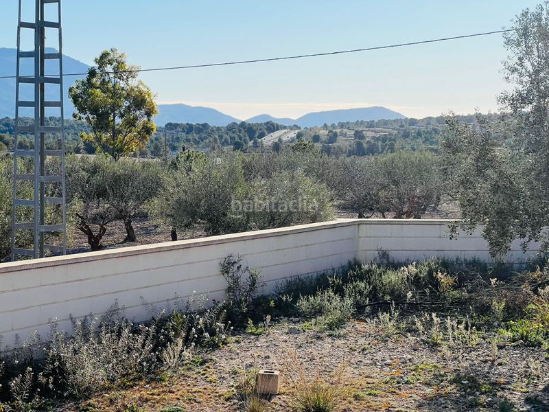 Foto dfd8fdcb-e3a3-4431-b5b6-c79cf97c24a5. Chalet in carrer cervantes 71 in Castalla