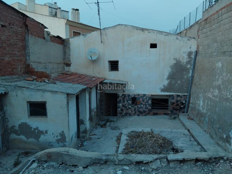 Foto f28acc0e-3af5-4b46-8697-8660be854dee. Casa en plaza progreso 4 caserón (alicante) en Monforte del Cid