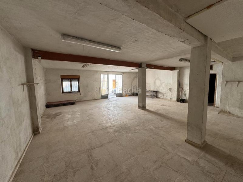 Foto 33b37283-c383-4d4e-978a-fe72f5e85265. Casa en carrer de les eres 72 casa grande con patio en Castalla