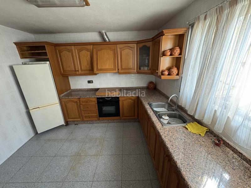 Foto c6ea5dfb-ddf2-4f9e-a597-22b8b6ebacf7. Casa en carrer de les eres 72 casa grande con patio en Castalla