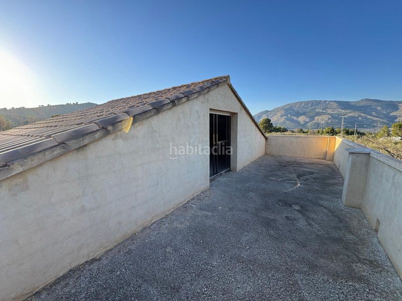 Foto 5a395503-3529-44a3-bcae-f263d6b675f9. Chalet in carrer cervantes 71 in Castalla