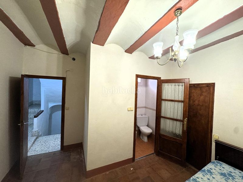 Foto 304dc5d2-ae02-4256-b71a-c7435827e3e6. Casa a plaça d'espanya 5 a Biar