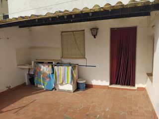 Reihenhaus  Carrer cervantes 71. Piso  y local en castalla
