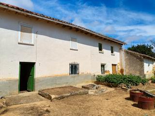 Masía  Calle los martínez 13