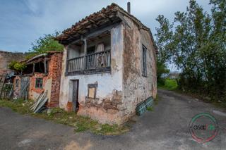Casa adossada  Colunga - pis. Venta de casa de piedra para reformar en pis colunga
