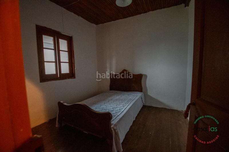 Foto 0b03dc00-f550-49ce-a975-fd997ff7b6c4. Maison avec chauffage parking dans Cabranes