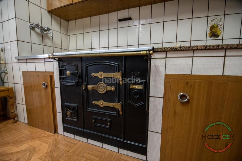 Foto 7dd2f9f2-e431-49e2-b21f-1f85a893ada9. Maison avec chauffage parking dans Cabranes