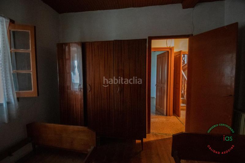 Foto 9857b7b2-d296-4fd2-b290-017a9cc4bb22. Maison avec chauffage parking dans Cabranes