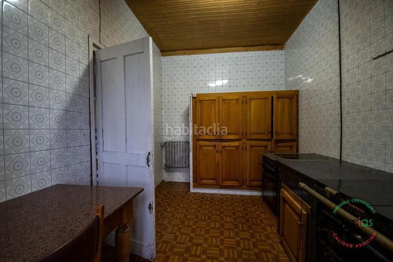 Foto a3bb3c98-1db5-412b-9bea-f8cf09767215. Maison avec chauffage parking dans Cabranes