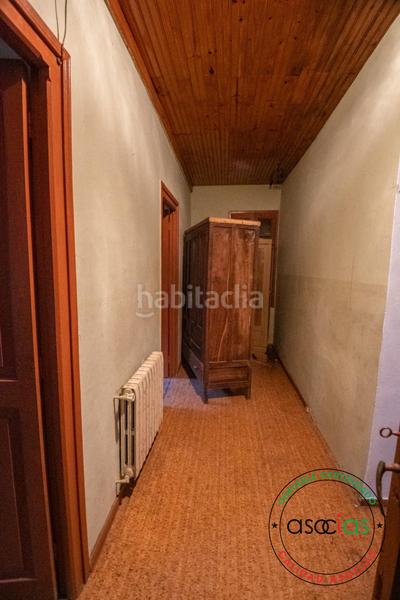 Foto a4395767-f7c2-49c5-b9df-279b2144f6b9. Maison avec chauffage parking dans Cabranes