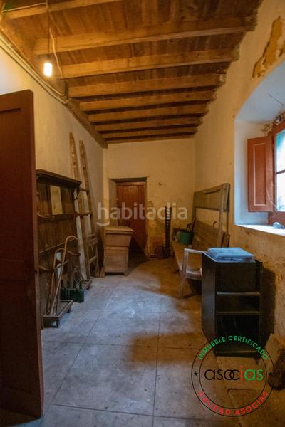 Foto b8cfa301-ba6a-4a7d-9d5c-55d12579c808. Maison avec chauffage parking dans Cabranes