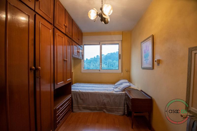 Foto e0133339-88f8-408e-abd1-577ebc72c452. Maison avec chauffage parking dans Cabranes