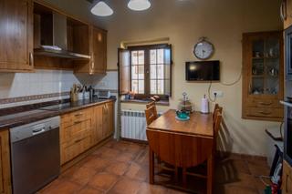 Casa  Sariego - siero a vega. Venta de casa en vega de sariego, reformada.
