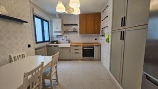 Appartement  Villaviciosa - cl zaldivar. Venta de amplio  piso de tres dormitorios en villaviciosaasturia