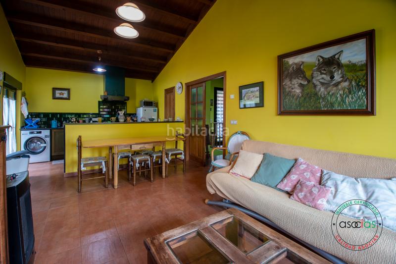 Foto 06cc5a01-d077-4a74-bd50-a0cd4cc90f97. Casa en lue 53 venta de casa independiente de cuatro dormitorios en luéasturias en Colunga