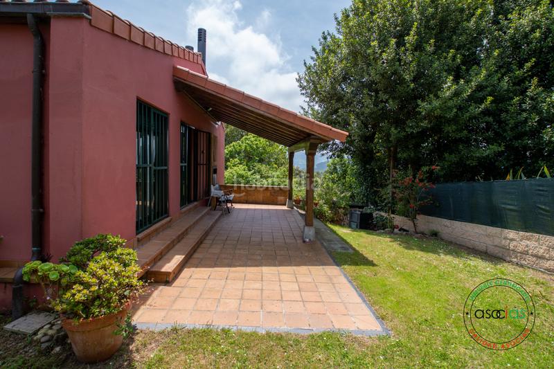 Foto c719c895-dac7-4a15-8106-ac1eddb8bdcd. Casa en lue 53 venta de casa independiente de cuatro dormitorios en luéasturias en Colunga