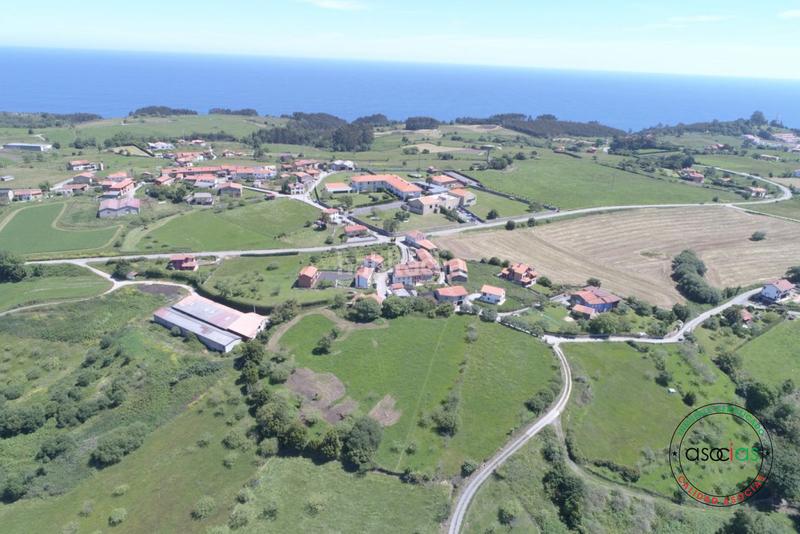 Foto a875b11e-d884-4330-9f61-db515b0c1141. Residential plot in Colunga - luces Colunga in Colunga