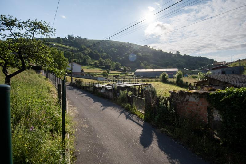 Foto 3cc30c4d-0ee0-4f7a-9a37-1e12bf518ed4. Wohngrundstück in Sariego