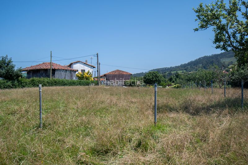 Foto f86f45af-d3a4-43cb-93e0-5365f0053f8e. Finca rústica a Quintes - Arroes Villaviciosa