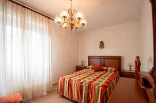 Appartamento  Villaviciosa - cl cavanilles. Venta de piso de tres dormitorios en villaviciosaasturias