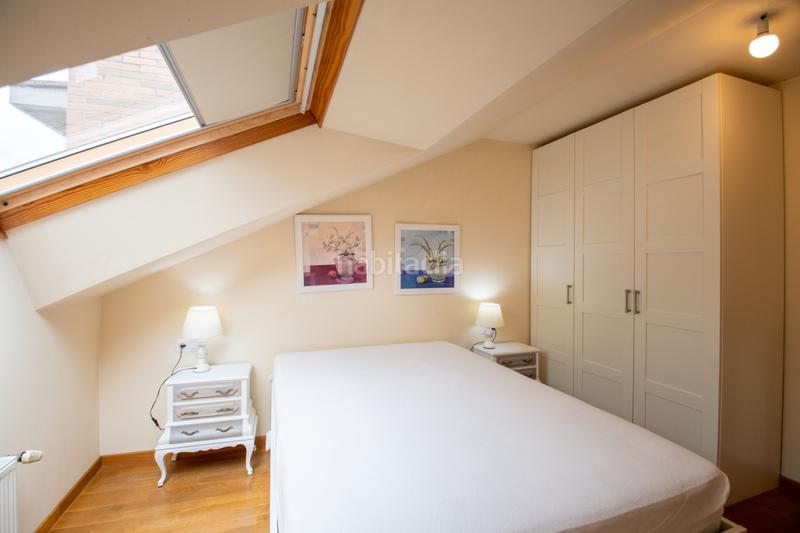 Foto 47e4b8ff-b030-444f-9946-2a0c8df09dd6. Àtic amb calefacció a Villaviciosa - amandi Villaviciosa