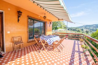 Casa in San justo - cadamancio. Venta de casa independiente en san justo  villaviciosaasturias