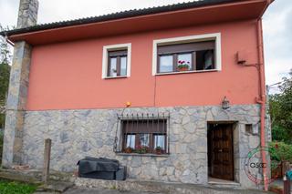 Casa en Al lloses san pedro de ambás 7. Venta de casa independiente en san pedro de ambásvillaviciosaast