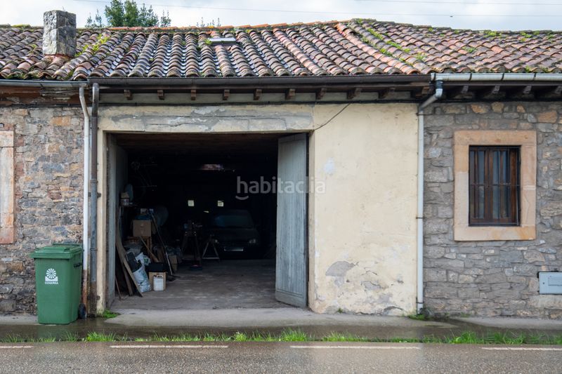 Foto bb405177-f88b-478d-a0c5-1e497519037b. Aparcament cotxe a Villaviciosa - amandi Villaviciosa