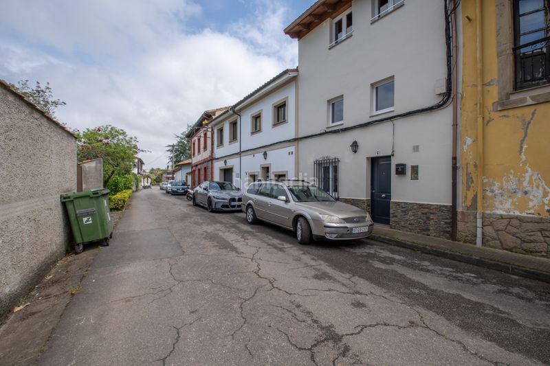 Foto d6d6a8b9-1709-450f-9ba1-3552d423c748. Casa amb calefacció a Villaviciosa - amandi Villaviciosa