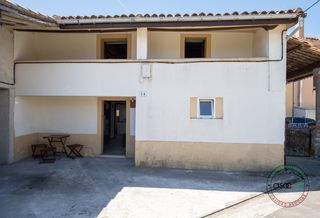 Casa a schiera  Cs pueblo medio 53. Venta de casa en luces colunga asturias
