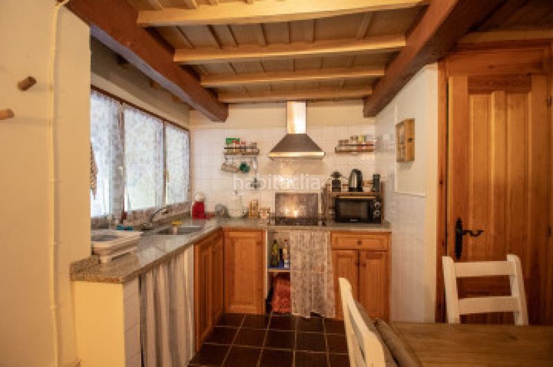 Foto 7fe80ab1-ba56-440d-8833-093ddb355aaf. Casa amb calefacció aparcament a Cabranes