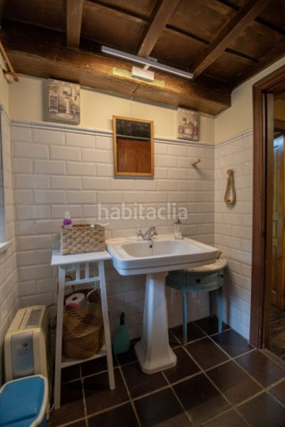 Foto 9f3debb7-6f09-4859-a30a-f1777ba2eb12. Casa amb calefacció aparcament a Cabranes