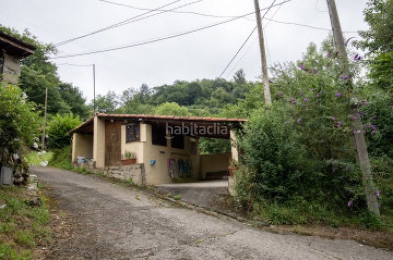 Foto e0598b7f-582f-4270-9926-204702e97e6c. Casa amb calefacció aparcament a Cabranes