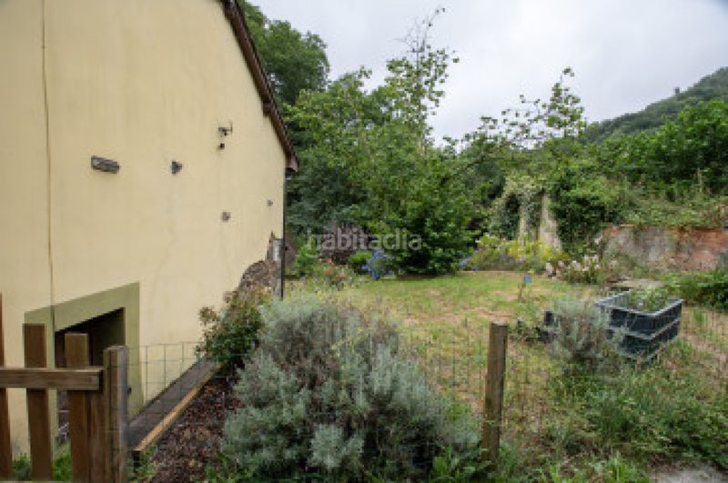 Foto ed3b04cd-76ff-419e-a9ff-ee73df1456d1. Casa amb calefacció aparcament a Cabranes