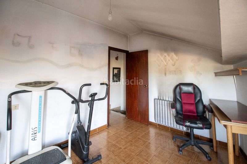 Foto 4f10cc2d-c9c2-45d3-a608-de3cf0d5bb9a. Casa amb calefacció a Villaviciosa - amandi Villaviciosa