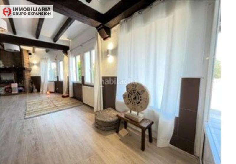 Foto 1ed72ef9-e536-4a99-94ae-92fe7d7ad94a. Edifici a Centro Urbano Dénia