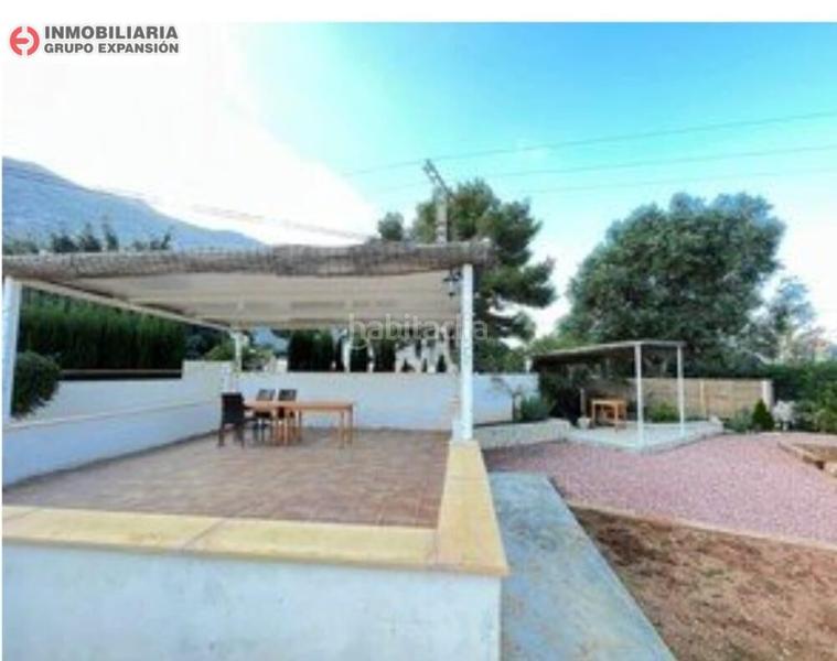 Foto d13980c9-c8e6-4349-b71d-fb375d0cd9a0. Edifici a Centro Urbano Dénia