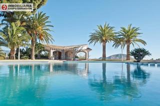 Xalet a Monòver. Espectacular finca en monovar con 700.000 metros de terreno muy