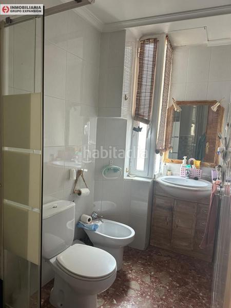 Foto 5809d823-a59f-4cf8-a32d-94844195a5e7. Casa estupenda casa en esquina muy bien situada zona centro en Aspe