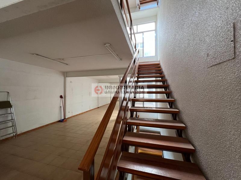 Foto 4c56b4b2-1d11-4b32-8506-8d2112ab307c. Edificio espectacular edificio de 430 metros zona centro en Novelda