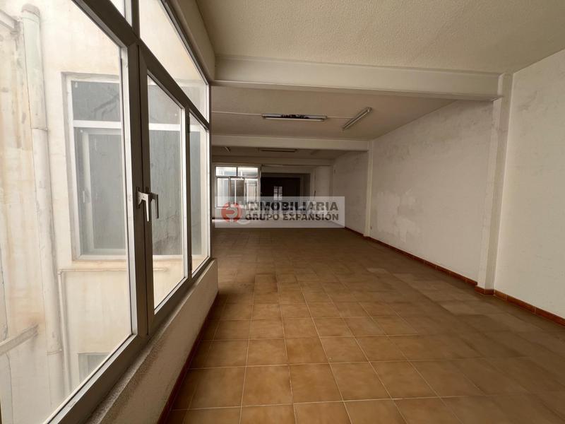 Foto b2cdef85-910b-4bfc-b43c-8cae6e8dbead. Edificio espectacular edificio de 430 metros zona centro en Novelda