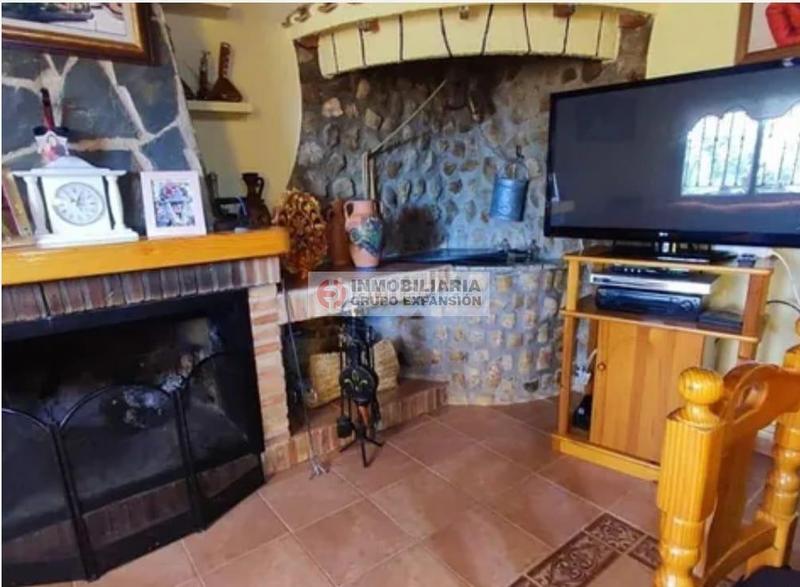 Foto 907ef8d7-37bf-4f43-bee9-08848c6e470e. Chalet con piscina in Onil