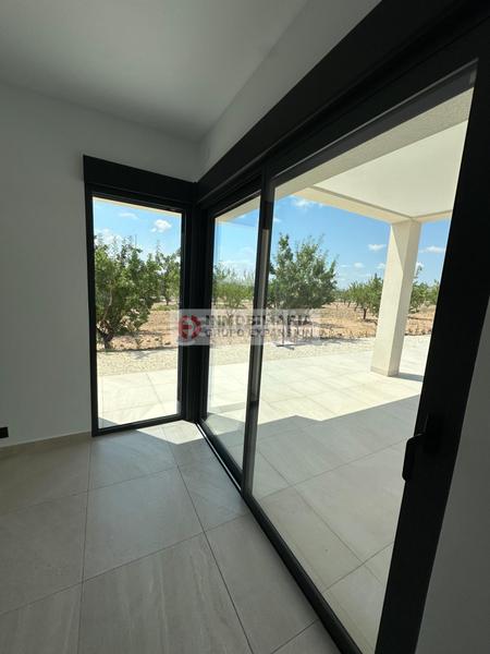 Foto 41848fe8-0fc7-420d-88d6-4e3577211aaf. Chalet espectacular proyecto de obra nueva villa alhambra en Pinoso